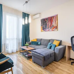 Bpr Blue Paradise With A/c , Budapest Hungary