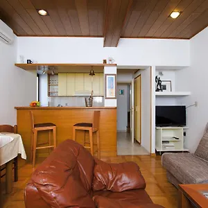  Apartment Inge