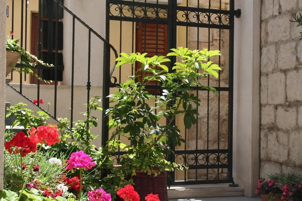 Apartment Emperor'S Suites Split
