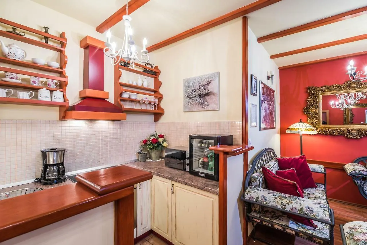 Emperor'S Suites Split Apartment